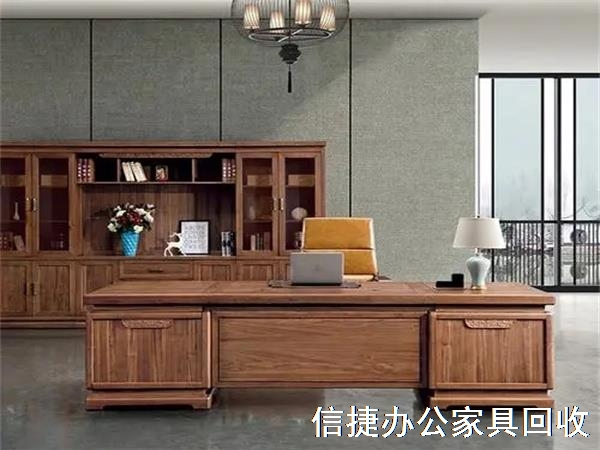 回收办公家具，回收老板台，回收屏风工位
