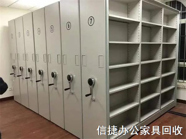 4058254.jpg